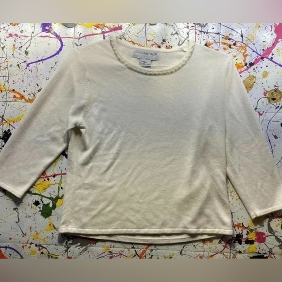 Sag Harbor Petite Sweater 🤍 - Picture 1 of 5